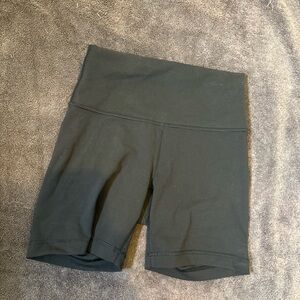 Lululemon Women's Black High-Waisted biker Shorts